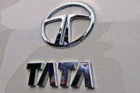 Водяной насос TATA P2674